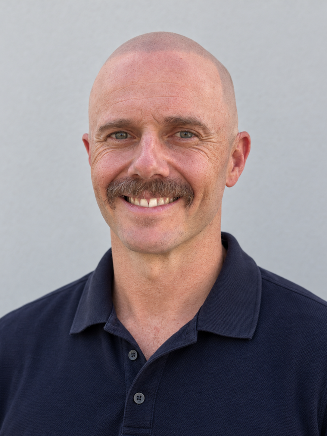 Portrait of Andrew, co-founder of ZABRO Projects